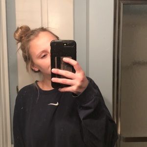 Meet your Posher, Casey